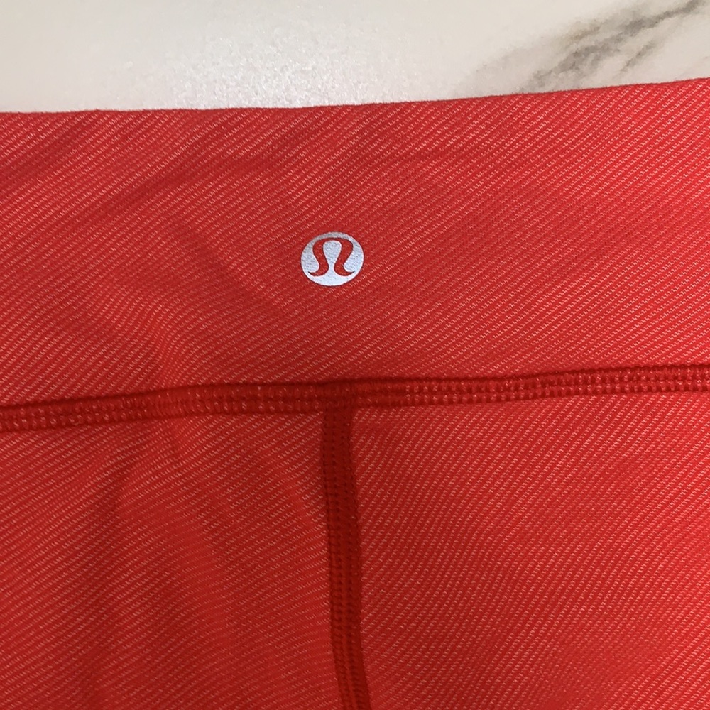 Lululemon capri - Picture 3 of 3